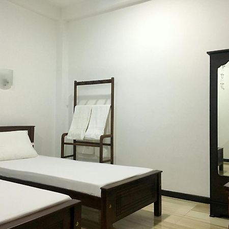 Anthony Guesthouse Hikkaduwa Exteriér fotografie